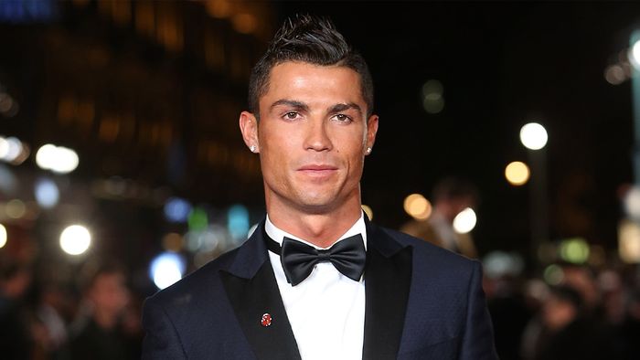 Tóc Ronaldo trong thời kỳ dịch Covid-19